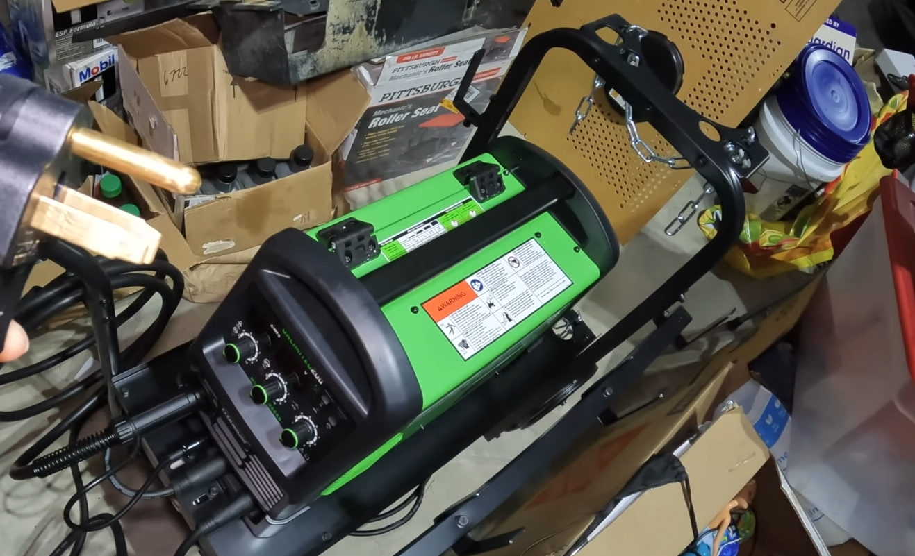 How to Wire a 4Prong 220V Plug With 3 Wires? ElectronicsHacks