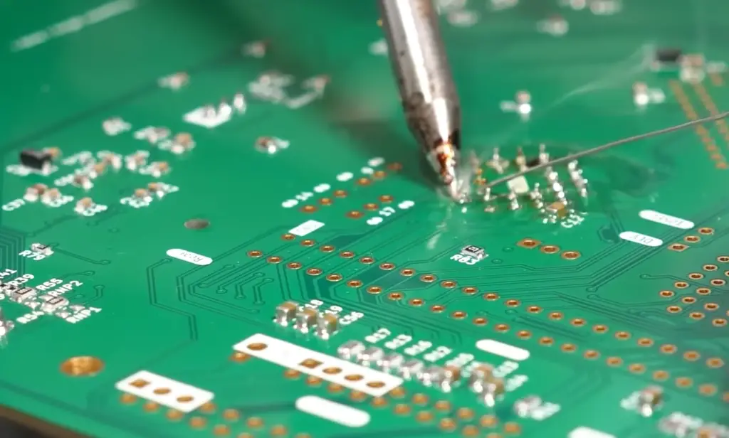 Conductivity and Benefits of Different Types of Solder Flux