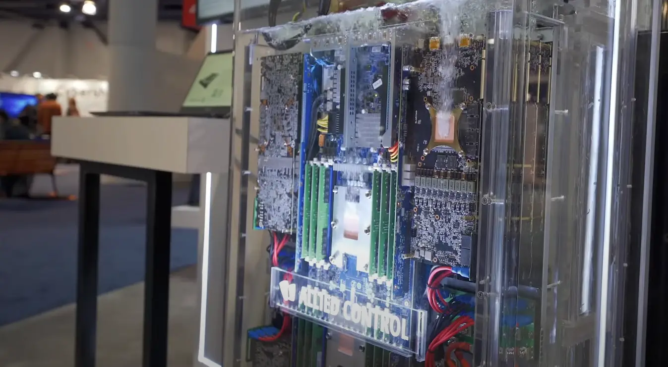 Is Mineral Oil Conductive? ElectronicsHacks