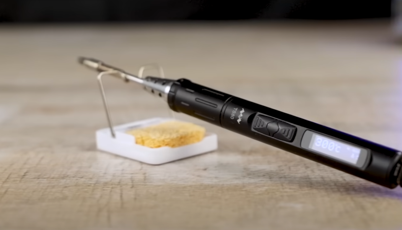 Is Solder Conductive? ElectronicsHacks