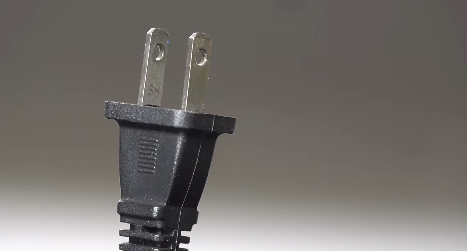 What Happens if Water Gets in an Electrical Outlet? ElectronicsHacks