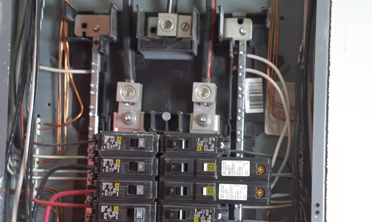 Can Circuit Breakers Go Bad Without Tripping? ElectronicsHacks