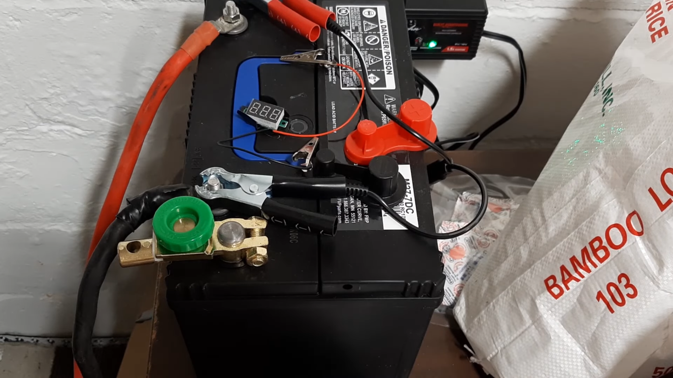 How Much Wattage Does A Chest Freezer Use How Many Watts Does a Deep Freezer Use? - ElectronicsHacks