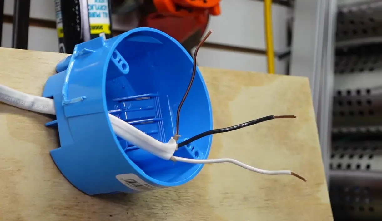 How to Make a Switched Outlet Hot All the Time? ElectronicsHacks