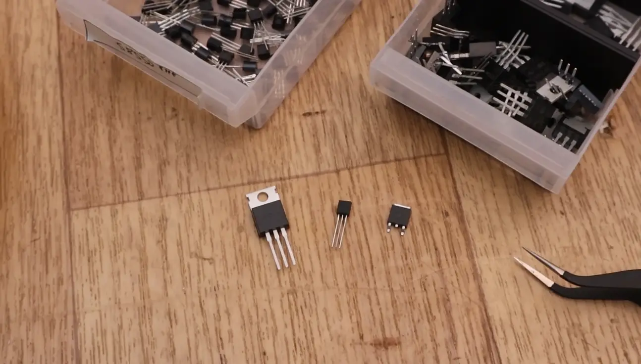 OpAmp vs. Transistor What’s the Difference? ElectronicsHacks