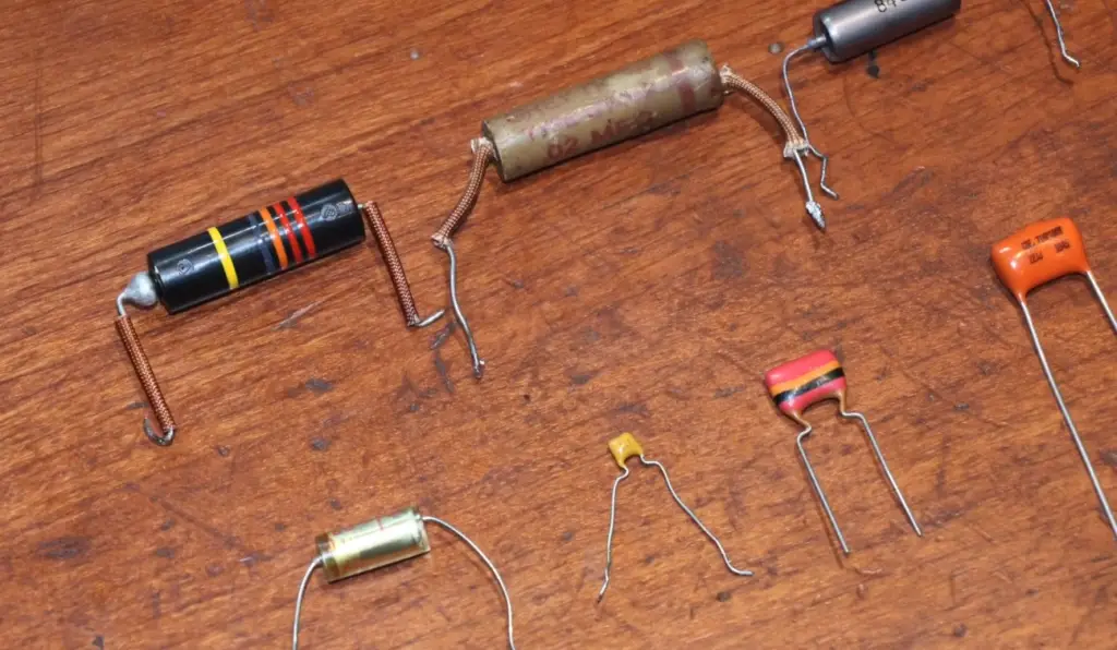What Is A Paper In Oil (PIO) Capacitor?