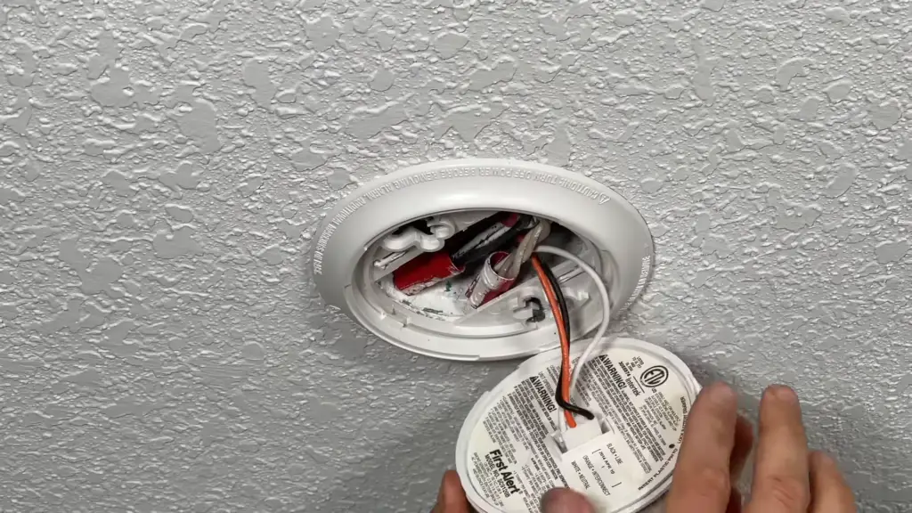 Why Do Hardwired Smoke Detectors Go Off At Night?