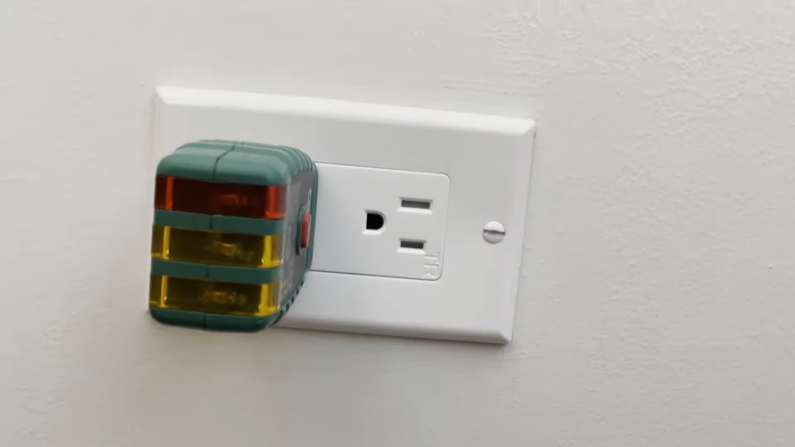 How to Fix an Open Neutral Outlet? - ElectronicsHacks