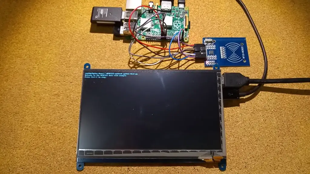 How to Setup a Raspberry Pi With a RFID-Ready RC522 Chip:
