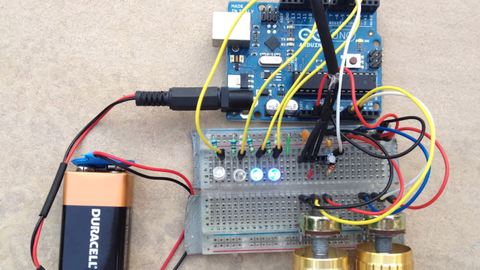 How to Use Arduino For Loops? - ElectronicsHacks