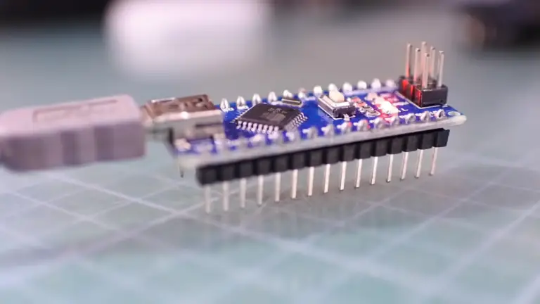 How to Use Arduino While Loops? - ElectronicsHacks