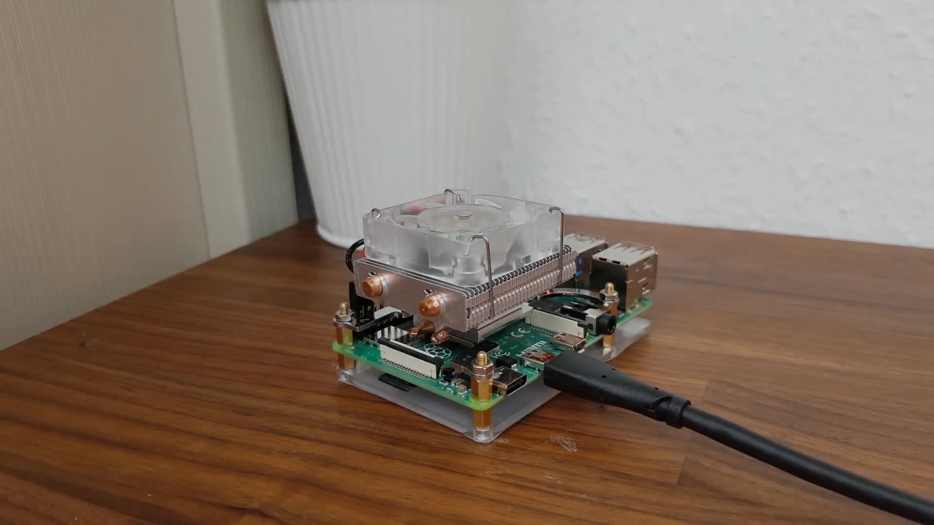 Red And Green Lights On The Raspberry Pi: What Does It Mean ...