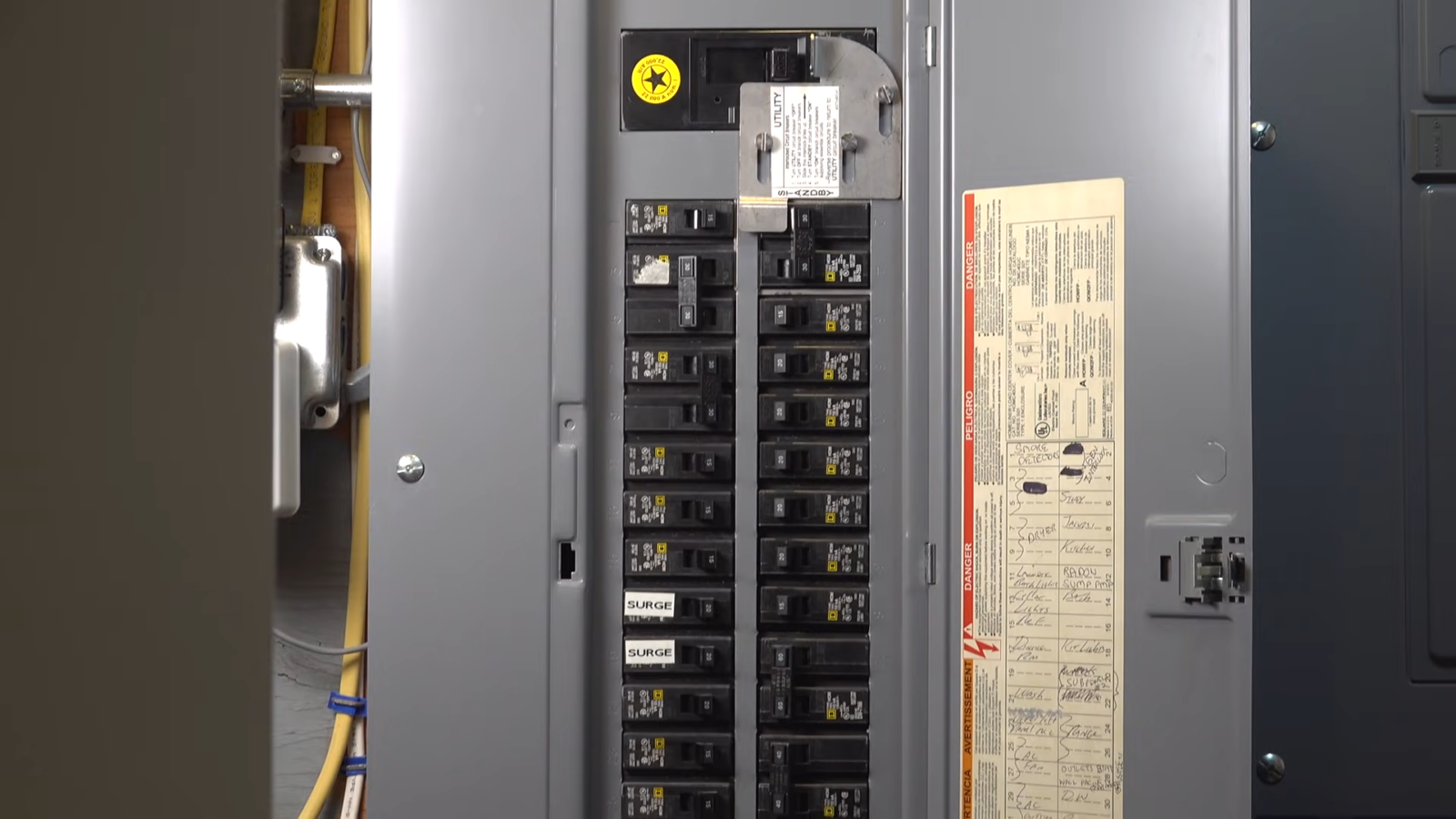 What Does an Electrical Fire Smell Like? ElectronicsHacks