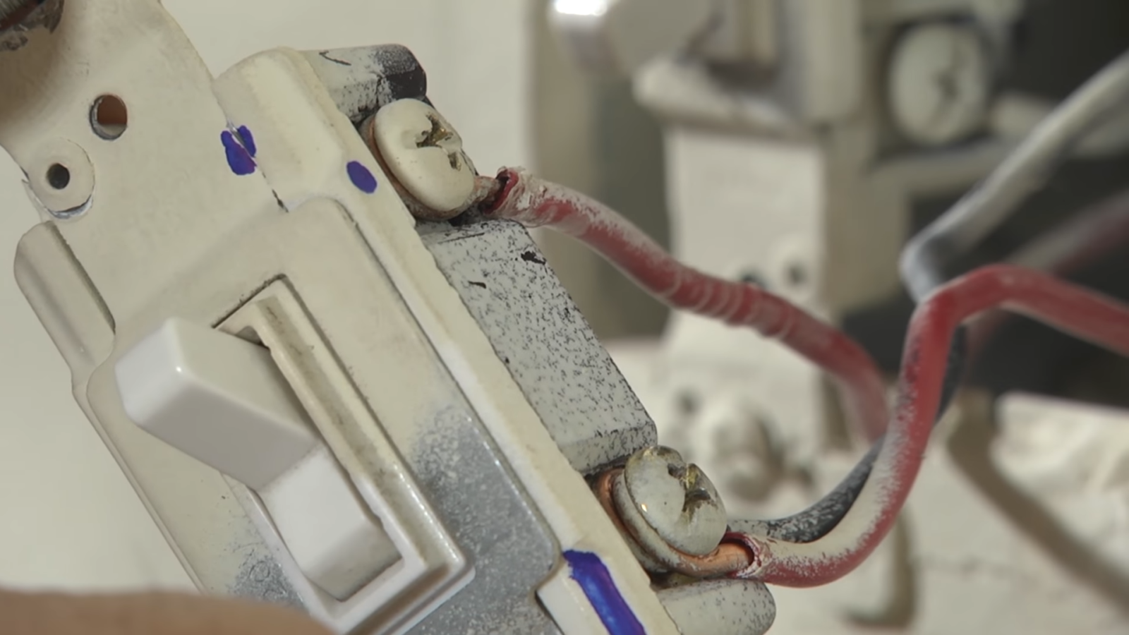 What Is a Common Wire? ElectronicsHacks